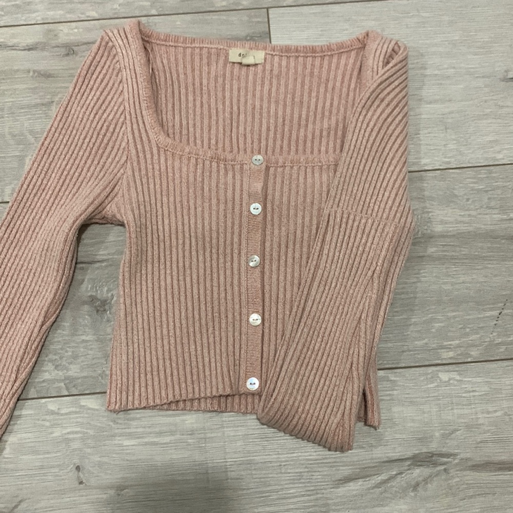 Pink nit long sleeve crop top